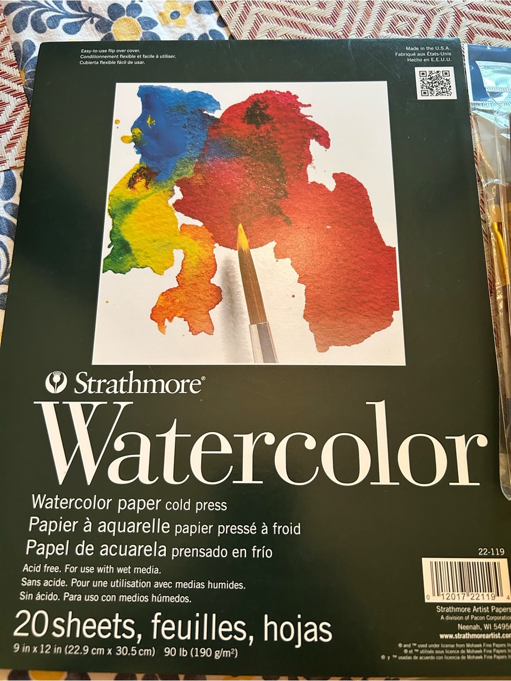 Strathmore Watercolor Paper Pad - Multicolor Cover Artwork With Brushes